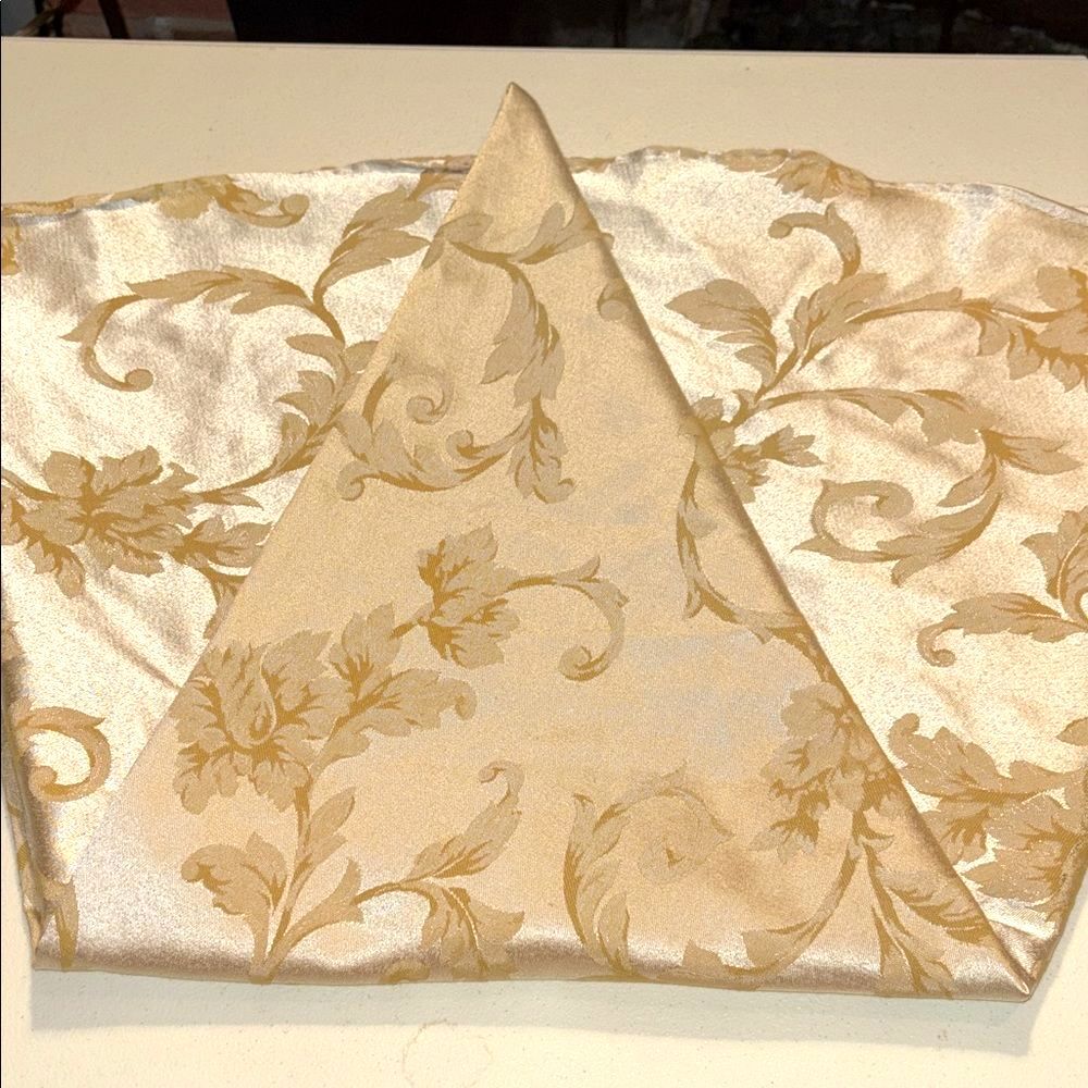 Elegant Gold Damask Round Tablecloth 66”